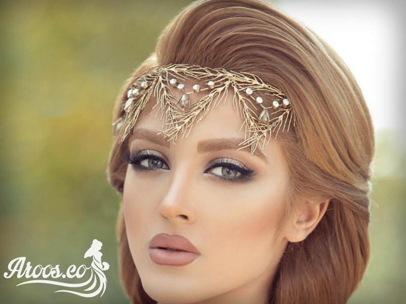 تاج گل سر عروس