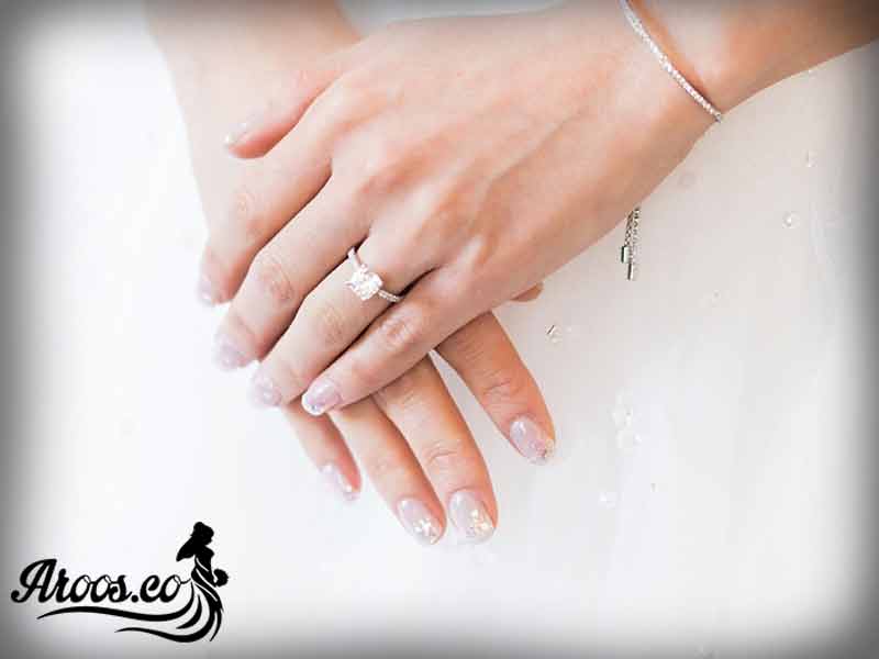 طراحی ناخن ساده و راحت