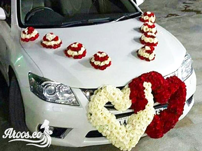 ماشین عروس سفید رنگ
