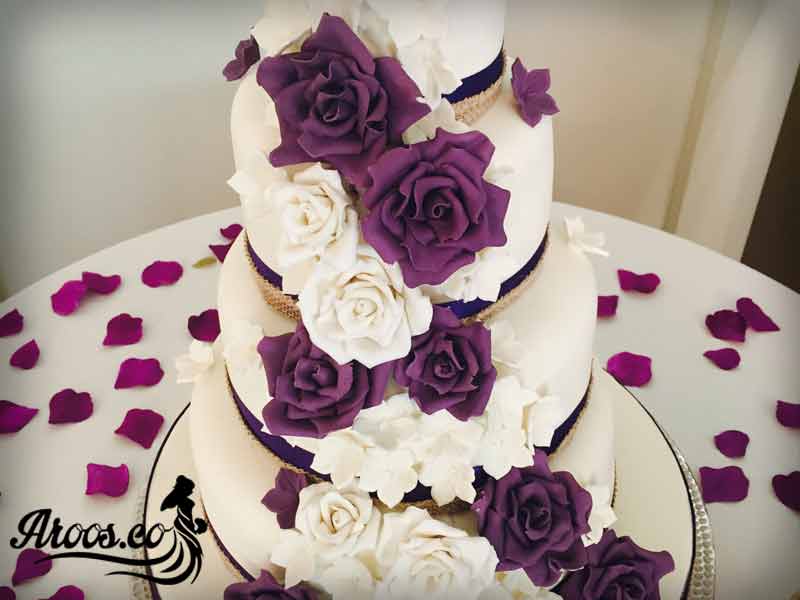کیک عروسی بنفش