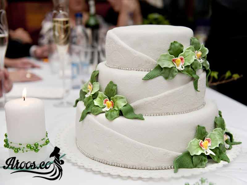  کیک تاج طبقه ای
